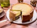 Ein köstlicher Frau Holle Kuchen mit Mohnfüllung und cremigem Käsekuchen.